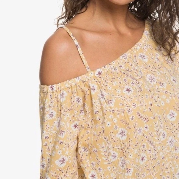 Roxy NWT! Lush Floral Long Sleeve Cold Shoulder Top Size XS - Picture 3 of 3